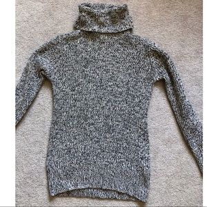 Turtleneck Sweater || Abercrombie & Fitch